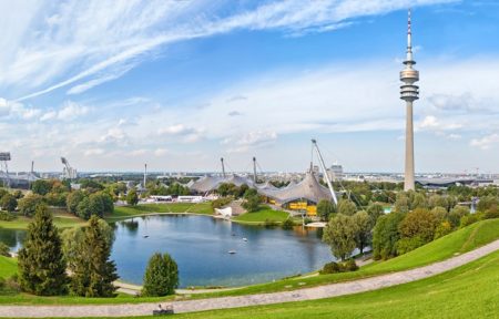 Studium der Humanmedizin an der Ludwig-Maximilians-Universität (LMU) München